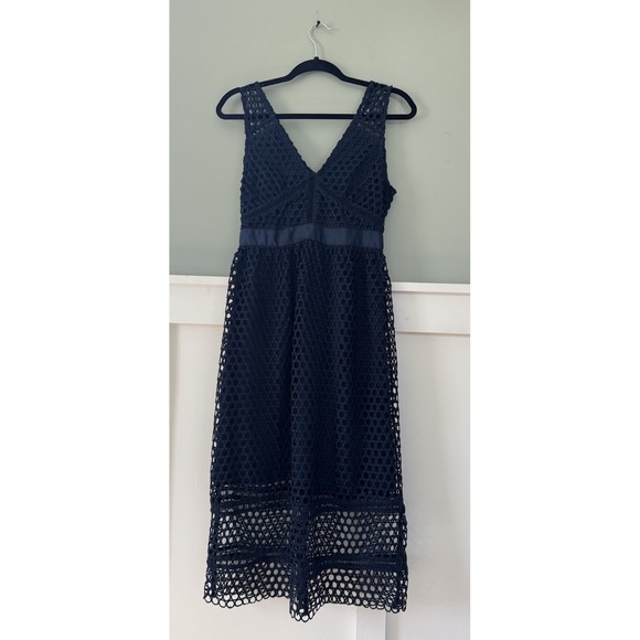 Abercrombie & Fitch Dresses & Skirts - Abercrombie & Fitch  Navy Crochet Midi Dress Women's  XS Stunning Lace
